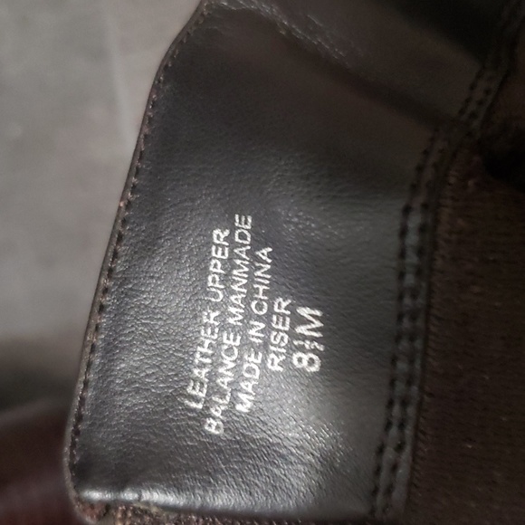 Karen Scott brown leather boots - Picture 7 of 8